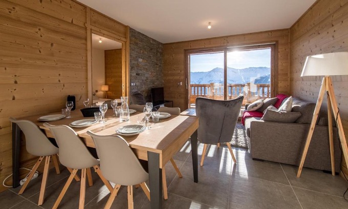 La Toussuire Apartment | ODYSSEE ARC02 Appartement sur les pistes avec vue panoramique