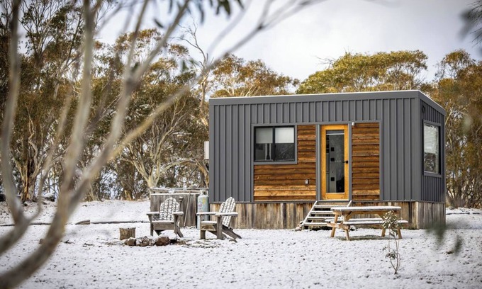 Moonbah Cabin | Off-grid Tiny House @ Big Yard Escapes, Bushland
