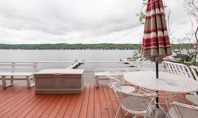 Livonia Center House | Off The Hook: Beautiful Sunset Views on Conesus Lake!