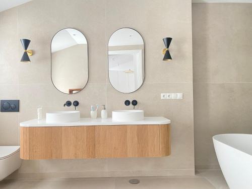 El Ensanche Zona Nuova Apartment | oh la life! at the top