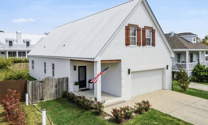 Bay St Louis House | Ohana Beach House steps to Gulf of Mexico. Private, spacious, clean; 3 King Beds