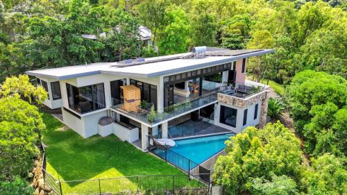 Kewarra Beach Apartment | Ohana - The Ultimate Family Pool Escape
