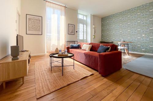 Bourges Apartment | OIQIA Berry