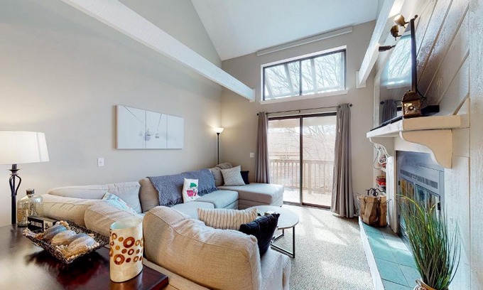 Ludlow Apartment | Okemo Trailside 19BU