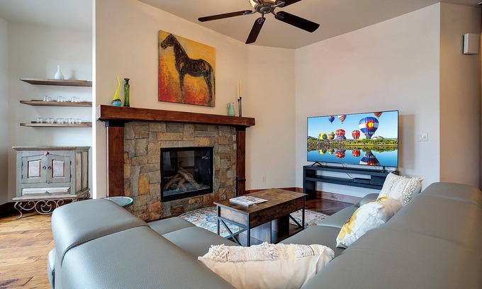 Downtown Steamboat Springs Condo | OL405 | A/C | Downtown Steamboat | Walk to Restaurants and Shops | By River