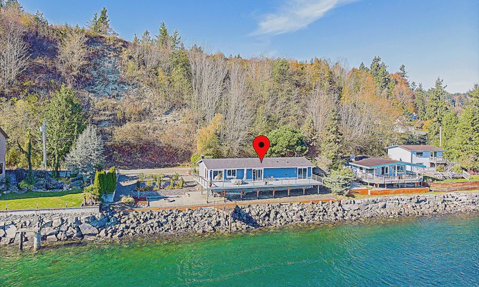 Olalla Cottage | Olalla Bay Cottage Like Being on a Ship on the Ocean