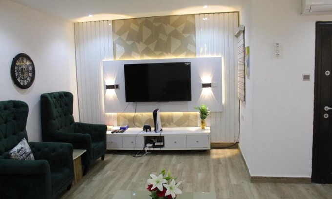 Igbobi Apartment | Olaseni Lojede & Associates.