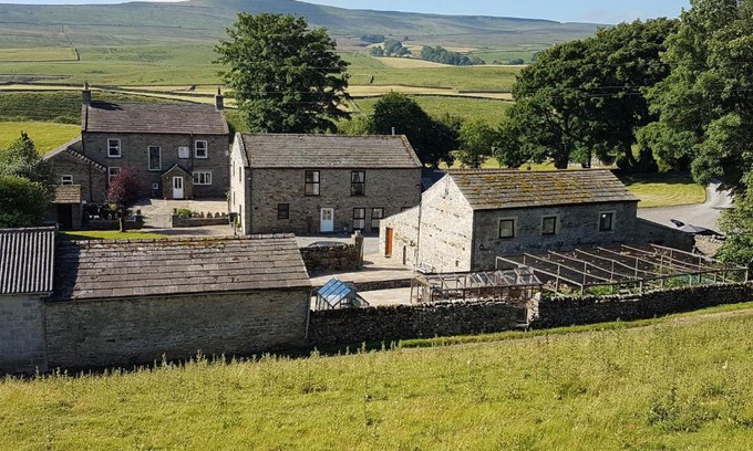 Hawes House | Old Camms Holiday Cottages