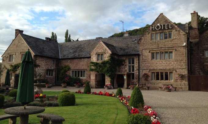 Whitchurch Hotel | Old Court Hotel & Apartments