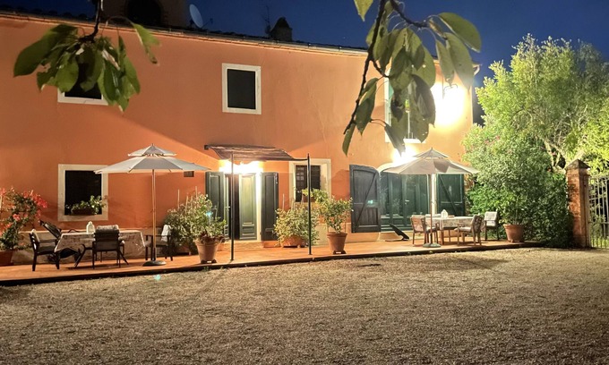 Larciano Apartment | Old Farm in Tuscany
