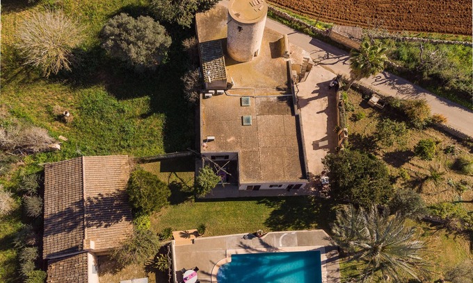 Cas Concos House | old mill, restored and modernised, pool, quiet location
