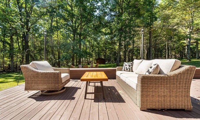 Paradise Point House | Old Moose Barn | Lake Access + Hot Tub & Boat Slip!