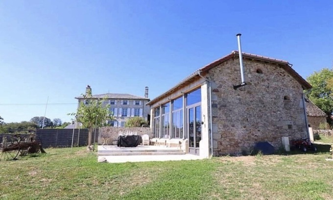 Glenat House | Old pig houses converted into comfortable dwelling