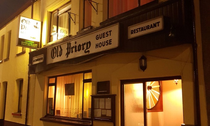 Carmarthen Bed & Breakfast | Old Priory Guest House