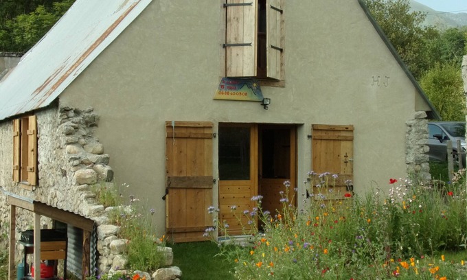 Campan House | Old renovated barn "Chez Henry Cachaou"