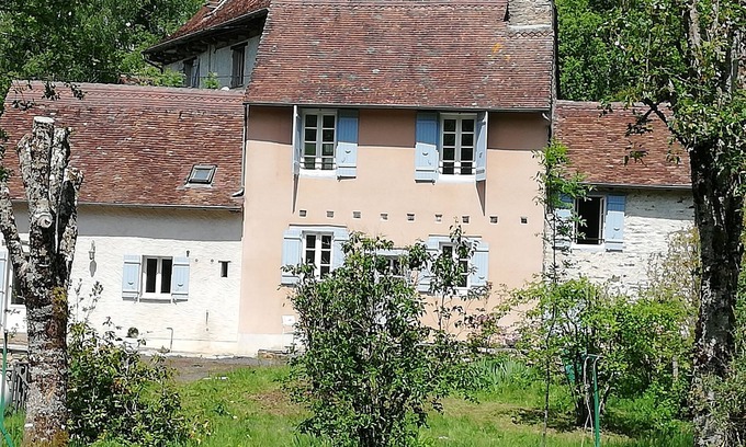 Saint-Yrieix-la-Perche House | Old stone house completely renovated in 2019