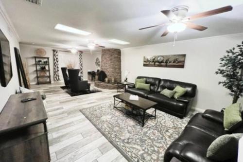 Monte Vivienda Apartment | (Old Town) Downtown Scottsdale Oasis