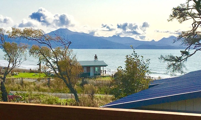 Homer Cabin | Old Town Lodge - Big View, 4 Bedrooms, Walk to everything!