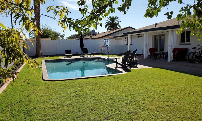 Scottsdale Country Acres House | Old Town Scottsdale Luxury – Heated Pool & Media Room