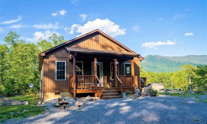 Luray House | Old Wagon Ridge