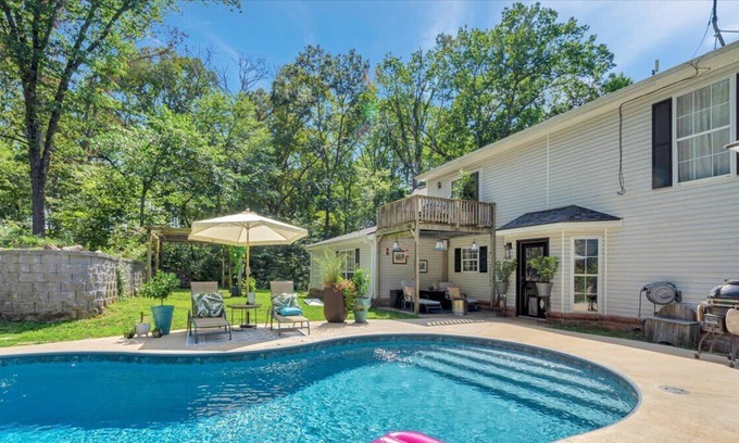 Powell House | Old Wire Retreat Summ