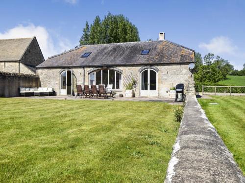 Elkstone House | Oldbury Barn