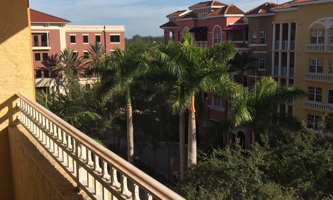 Redevelopment Area Condo | Olde Naples BAYFRONT PENTHOUSE CONDO- - Walk to 5th Avenue and Beach