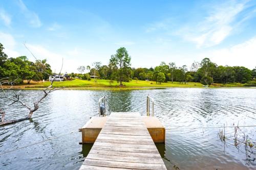Yungaburra House | Oleander Escape Lake Front Retreat
