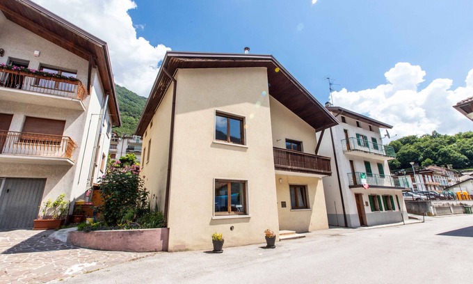 Longarone House | Olga's house in the Dolomites