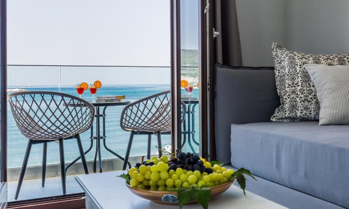 Skopelos Apartment | Olia Green Residence