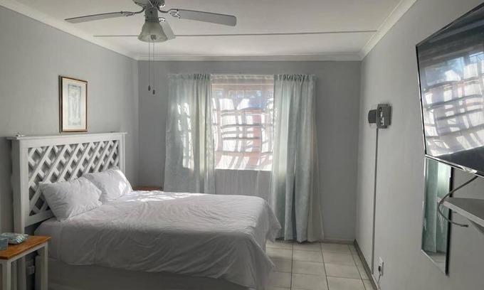 Berea Apartment | OlimG Stays - 2