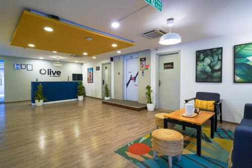 Bangalore City Center Hotel | Olive Hotel Magrath by Embassy Group