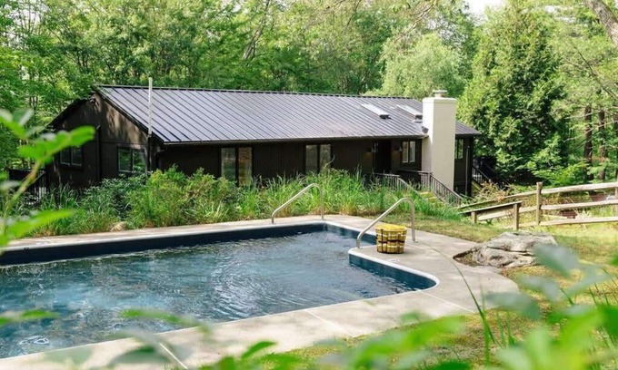 Copake Lake House | Olive Pit: Scenic Designer Retreat +Pool—Sleeps 12