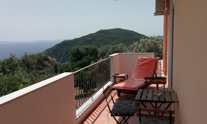 Agia Kiriaki Apartment | Olive Tree Apartment
