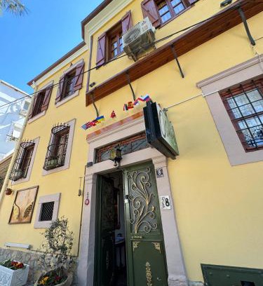 Ayvalik City Center House | Olivia1845 Guest House Ayvalık Over 16 Years Old
