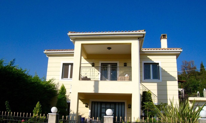 Pyrgos House | Olympia Family House II