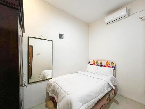 Probolinggo Hotel | Oma Kost 3 Probolinggo Mitra RedDoorz