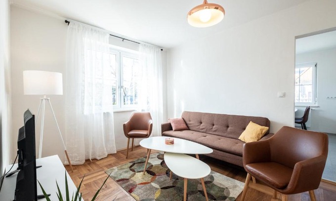 Bad Waltersdorf Apartment | OMA's Apartment in Haus GRETE