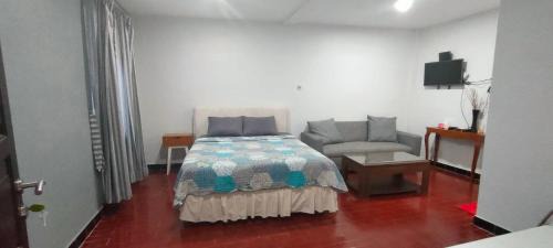 Condongcatur House | Omah Atik
