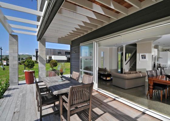 Omaha House | Omaha Beach - Stunning Beach House