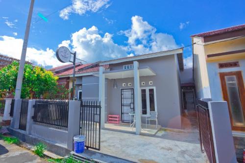Pagar Alam House | OMAMAE HOMESTAY PAGARALAM