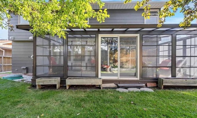 Southwest Calgary House | OMEARA