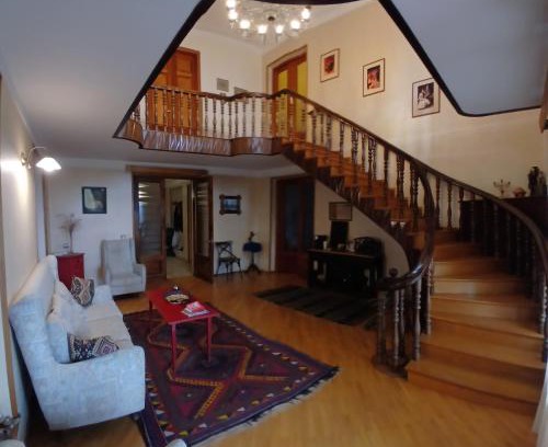 Telavi House | Omsi House