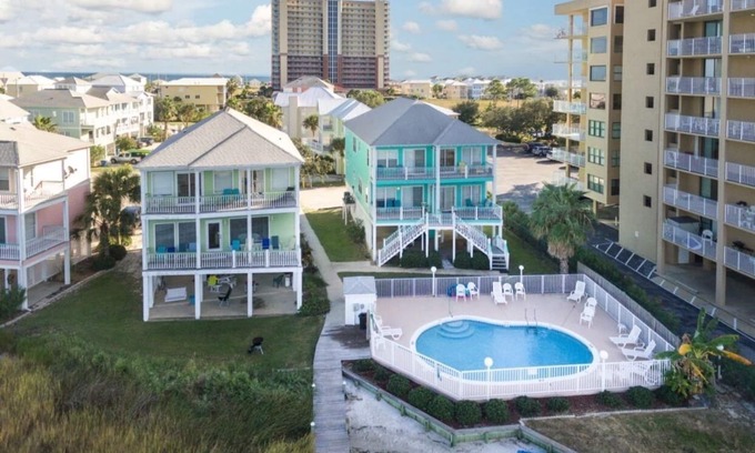 Gulf Shores Condo | On Golden Pond at Little Lagoon. The best of both worlds. Easy Gulf Access.