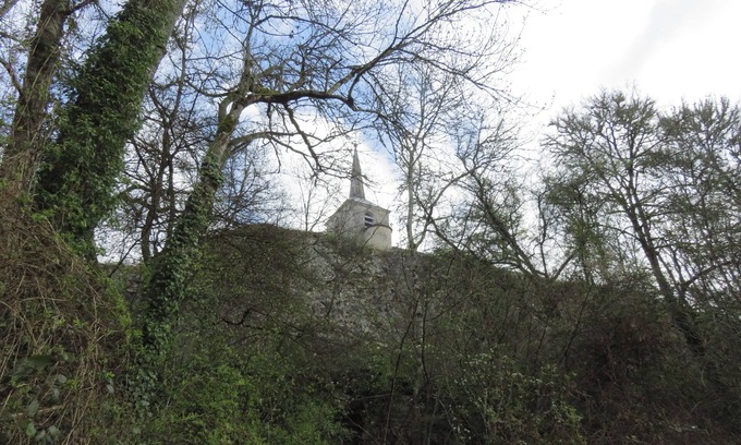 Voutenay-sur-Cure House | On the banks of the Cure, small house in the countryside