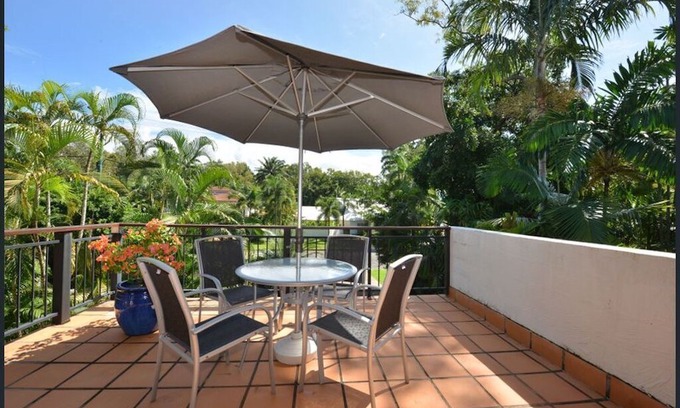 Port Douglas House | On the Beach at Four Mile Beach (Spindrift #1)