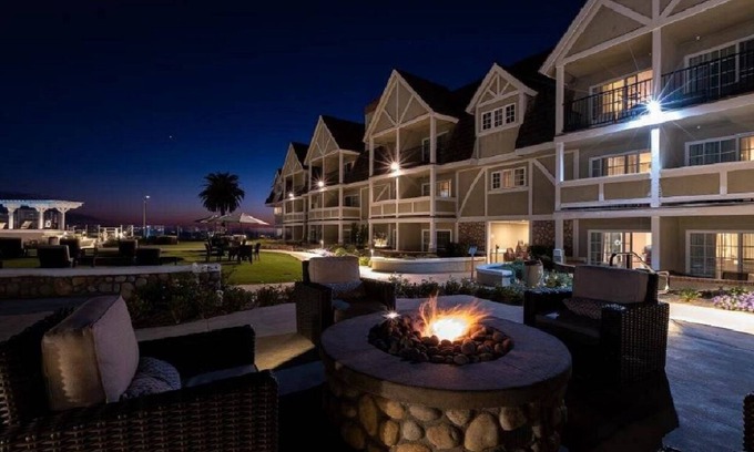 Carlsbad Village Resort | On the beach-Lower rates