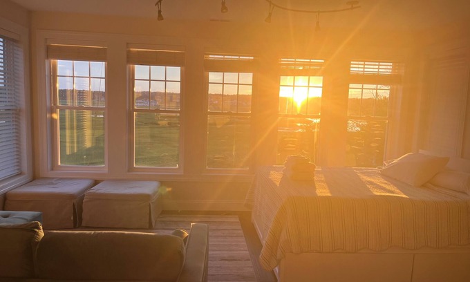 Wells Beach House | On the marsh Wells Beach house, 3 min walk to beach & convenient to everything!