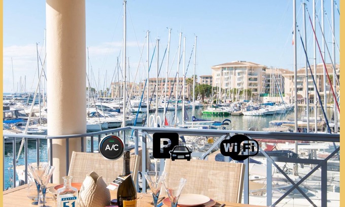 Frejus Plage Apartment | On the port | 3 bedrooms | parking |