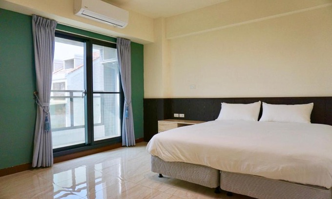 Donggang Bed & Breakfast | Ｏn the road